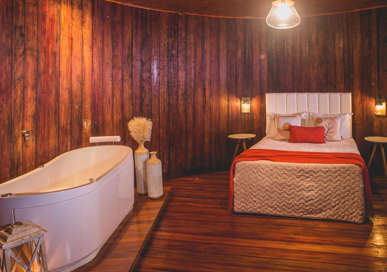 Pipas Do Vale - Vale Dos Vinhedos Hotel เบงโต กองซัลเวส ภายนอก รูปภาพ